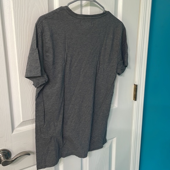 Mens Thomas Parker V-neck grey shirt - Picture 3 of 3